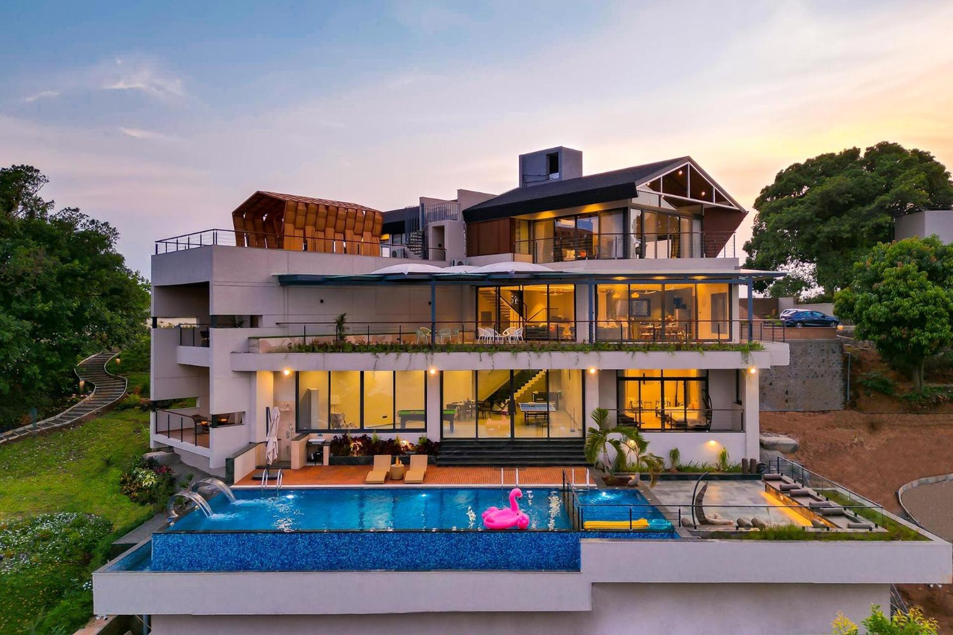 Pearl Lakeview Mansion: Luxurious Lakeside Villa with Infinity Pool and Entertainment Igatpuri Exterior photo